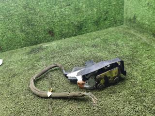 замок двери задней левой Kia Rio 1 поколение 2001, 1.3 л., бензин, МКПП, универсал