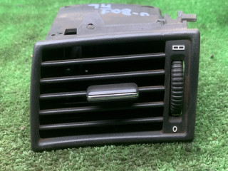 дефлектор обдува салона Mercedes-Benz C-Класс W202/S202 [рестайлинг] 1997, 1.8 л., бензин, МКПП, седан, 2028300754L