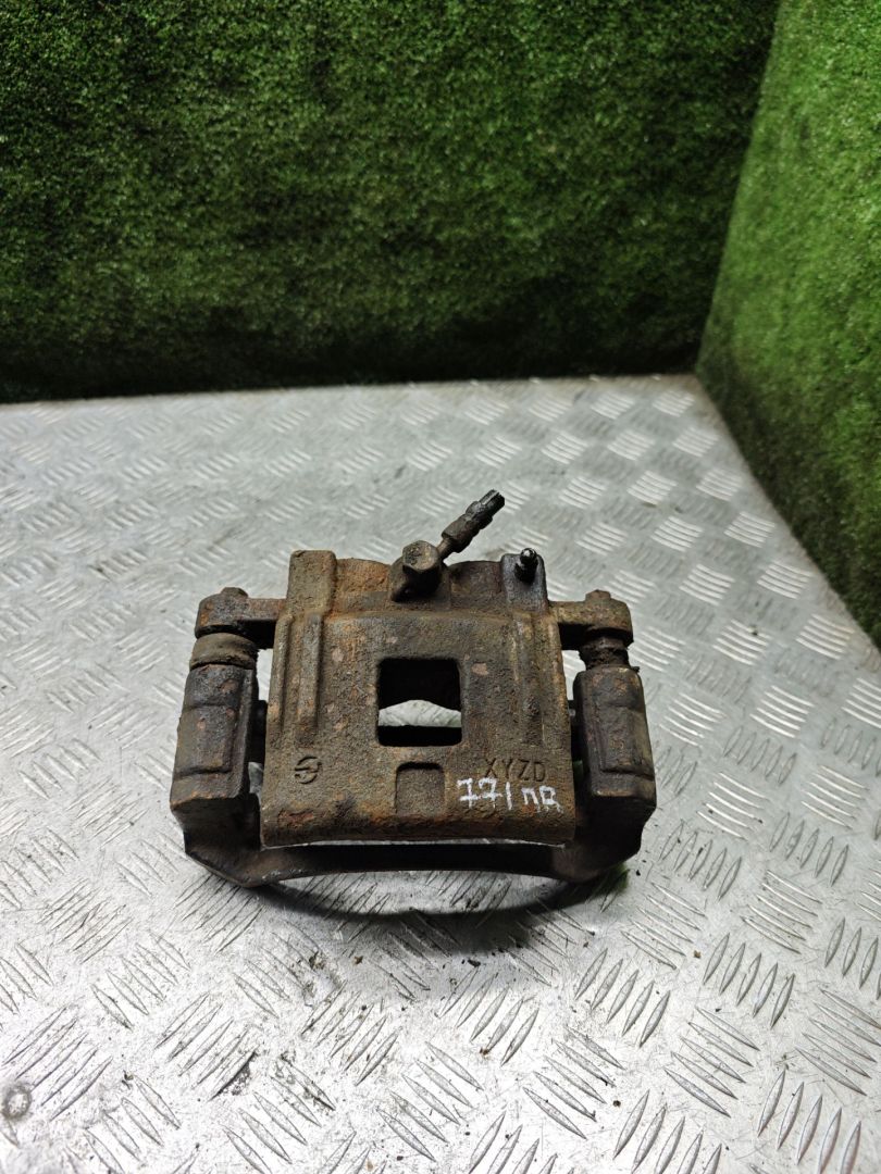 суппорт передний правый Great Wall Hover 1 поколение 2008, 2.4 л., бензин, МКПП, внедорожник 5 дв. - фото №1