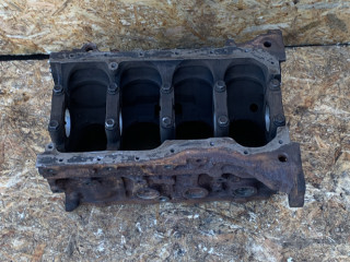 блок цилиндров Toyota Corolla 7 поколение (E100) 1995, 1.6 л., 4A-FE, бензин, МКПП, хетчбэк 3 дв.