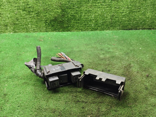 блок предохранителей Opel Sintra 1 поколение 1998, 2.2 л., Y 22 DTH, дизель, МКПП, минивэн