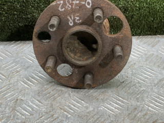 ступица задняя правая Toyota Avensis 1 поколение (T220) 2000, 2.0 л., 2C-T, дизель, МКПП, универсал