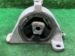 подушка крепления двигателя Chrysler Voyager 4 поколение 2002, 2.4 л., бензин, МКПП, минивэн