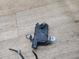 активатор (привод) замка двери Hyundai Santamo 1 поколение 1997, 2.0 л., бензин, МКПП, минивэн