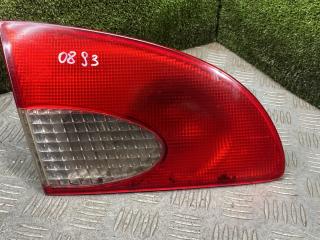 фонарь крышки багажника левый Toyota Avensis 1 поколение (T220) 1999, 2.0 л., 2C, дизель, МКПП, универсал
