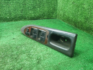 блок управления стеклоподъемниками Toyota Avensis 1 поколение (T220) 2000, 2.0 л., 2C-T, дизель, МКПП, универсал