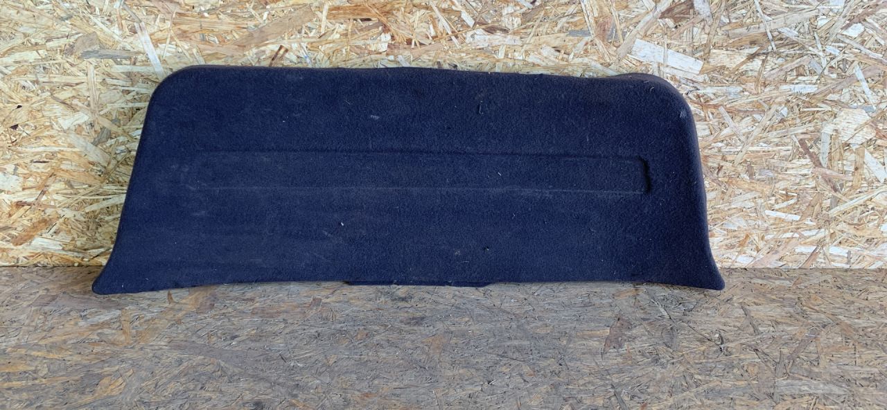 обшивка крышки багажника Mercedes-Benz A-Класс W168 2000, 1.6 л., бензин, МКПП, хетчбэк 5 дв. - фото №1