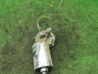 моторчик передних стеклоочистителей (дворников) Audi 80 B2 1984, 1.6 л., бензин, МКПП, седан