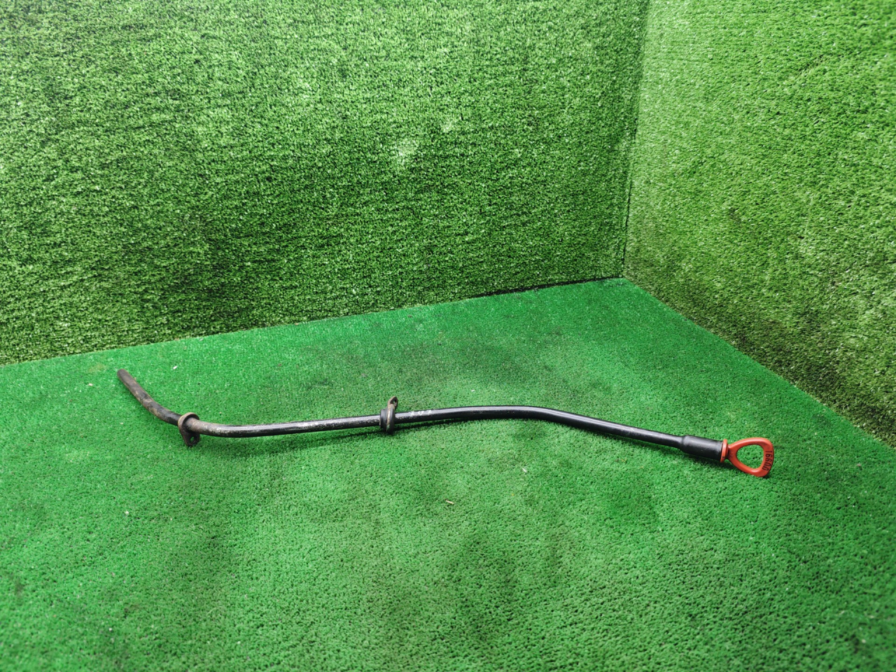 щуп двигателя Mercedes-Benz A-Класс W168 2000, 1.6 л., бензин, МКПП, хетчбэк 5 дв. - фото №1