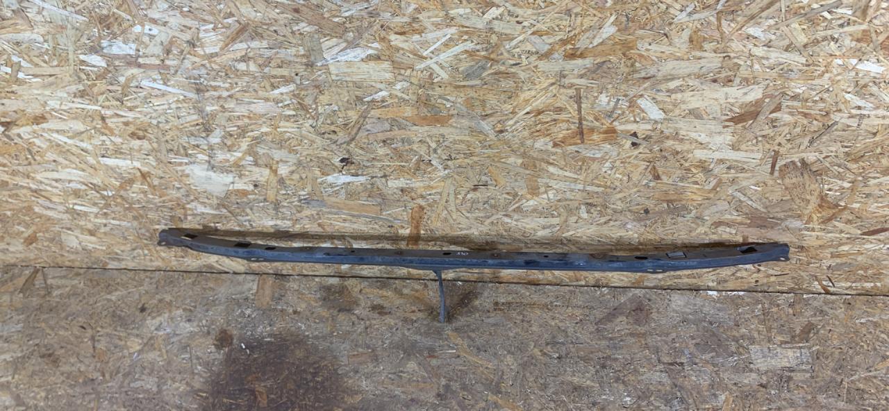 передняя панель крепления облицовки (телевизор) Toyota Carina E 1 поколение T190 1998, 2.0 л., 2C-TE, дизель, МКПП, универсал - фото №1