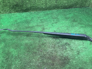 щеткодержатель (поводок стеклоочистителя, дворник) Chrysler Voyager 4 поколение 2002, 2.4 л., бензин, МКПП, минивэн