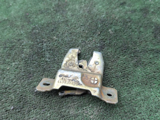 замок багажника Audi 80 B2 1984, 1.6 л., бензин, МКПП, седан, 443827505A