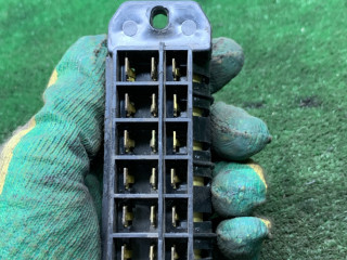 блок предохранителей Lada 2121 Niva 1 поколение [рестайлинг] 2013, 1.7 л., бензин, МКПП, внедорожник 5 дв.