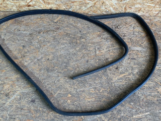 уплотнитель двери Chrysler Voyager 4 поколение 2002, 2.4 л., бензин, МКПП, минивэн