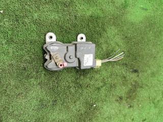 активатор (привод) замка двери Hyundai H-1 Starex [рестайлинг] 2004, 2.5 л., дизель, МКПП, микроавтобус