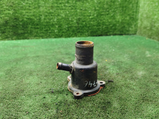 фланец (тройник) системы охлаждения Renault Scenic 1 поколение 1998, 1.6 л., бензин, МКПП, минивэн