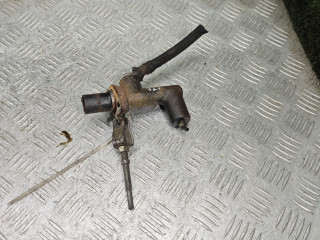 цилиндр сцепления главный Mazda 323 5 поколение 1998, 1.5 л., бензин, МКПП, хетчбэк 3 дв.