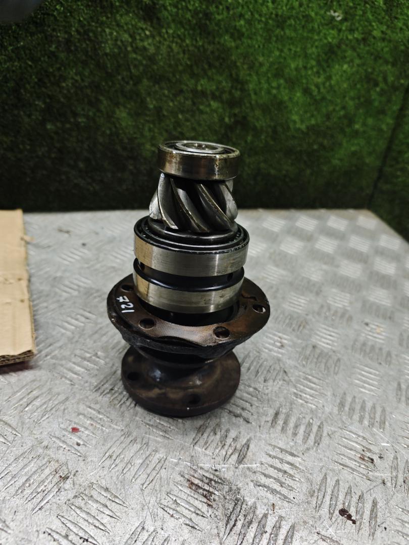 дифференциал УАЗ 452 2 поколение 1985, 2.4 л., бензин, МКПП, микроавтобус - фото №1