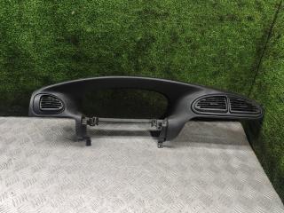 консоль салона Chrysler Voyager 3 поколение 1997, 2.4 л., бензин, МКПП, минивэн