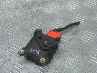 моторчик заслонки печки Volkswagen Passat B5 [рестайлинг] 2001, 1.8 л., AWT, бензин, МКПП, седан, 0132801149