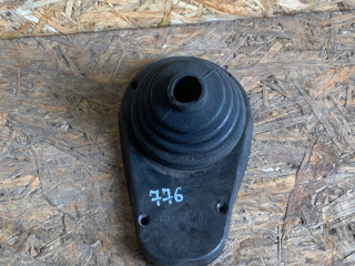 чехол рычага КПП Lada 2121 Niva 1 поколение [рестайлинг] 2013, 1.7 л., бензин, МКПП, внедорожник 5 дв.