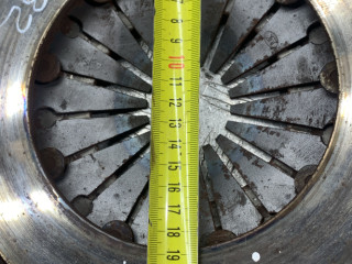 корзина сцепления Toyota Avensis 1 поколение (T220) 2000, 2.0 л., 2C-T, дизель, МКПП, универсал