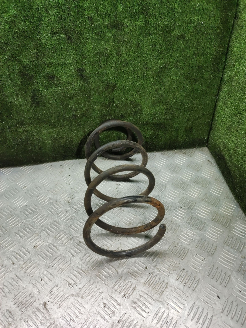 пружина передняя Ford C-Max 1 поколение 2006, 2.0 л., бензин, МКПП, минивэн - фото №1