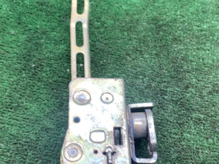 замок двери передней правой Mercedes-Benz T1 207-210D W601 1995, 2.3 л., дизель, МКПП, микроавтобус