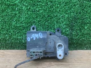 моторчик заслонки печки Kia Carnival 1 поколение [рестайлинг] 2005, 2.9 л., CRDi, дизель, МКПП, минивэн