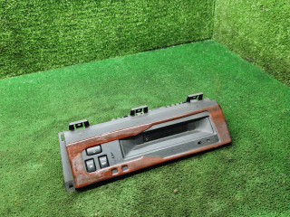 часы Renault Safrane 1 поколение [рестайлинг] 1999, 2.5 л., бензин, АКПП, седан