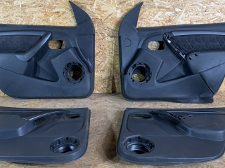 Обшивка двери (комплект) Renault Duster 1 поколение [рестайлинг] 2017, 2.0 л., бензин, МКПП, внедорожник 5 дв., полный привод, 829A18825R, 829A12273R, 809016819R, 809004926R