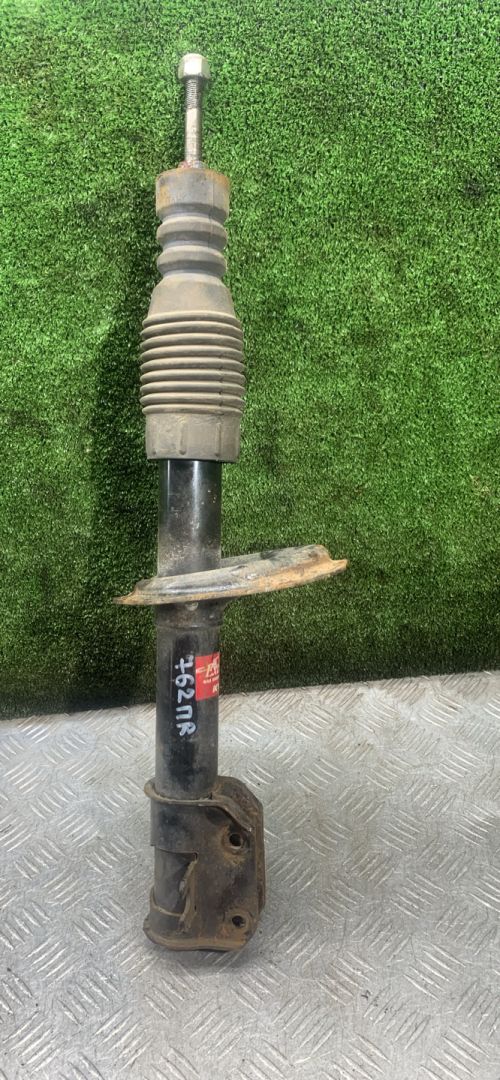 амортизатор передний правый Fiat Punto 1 поколение 1995, 1.2 л., бензин, МКПП, хетчбэк 5 дв. - фото №1