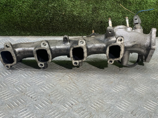 коллектор впускной Toyota Avensis 1 поколение (T220) 2000, 2.0 л., 2C-T, дизель, МКПП, универсал