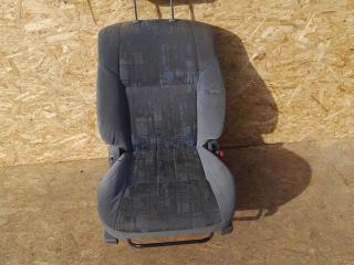 сиденье переднее Toyota Picnic 1 поколение XM10 2000, 2.2 л., дизель, МКПП, минивэн