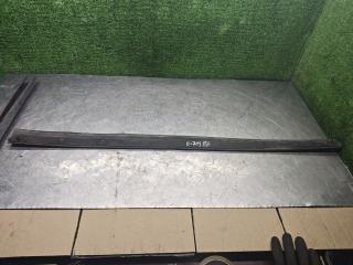 молдинг двери передней правой Lancia Kappa 1 поколение 1999, 2.0 л., бензин, МКПП, седан