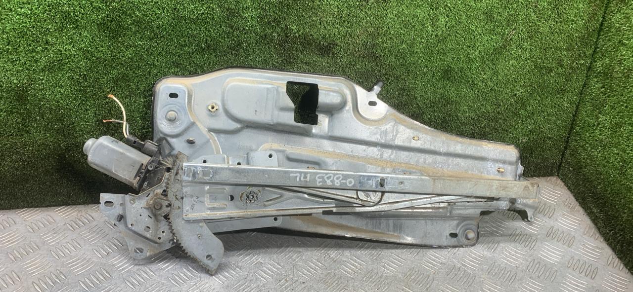 стеклоподъемник электрический передний левый Renault Laguna 1 поколение 1997, 1.8 л., бензин, МКПП, хетчбэк 5 дв. - фото №1