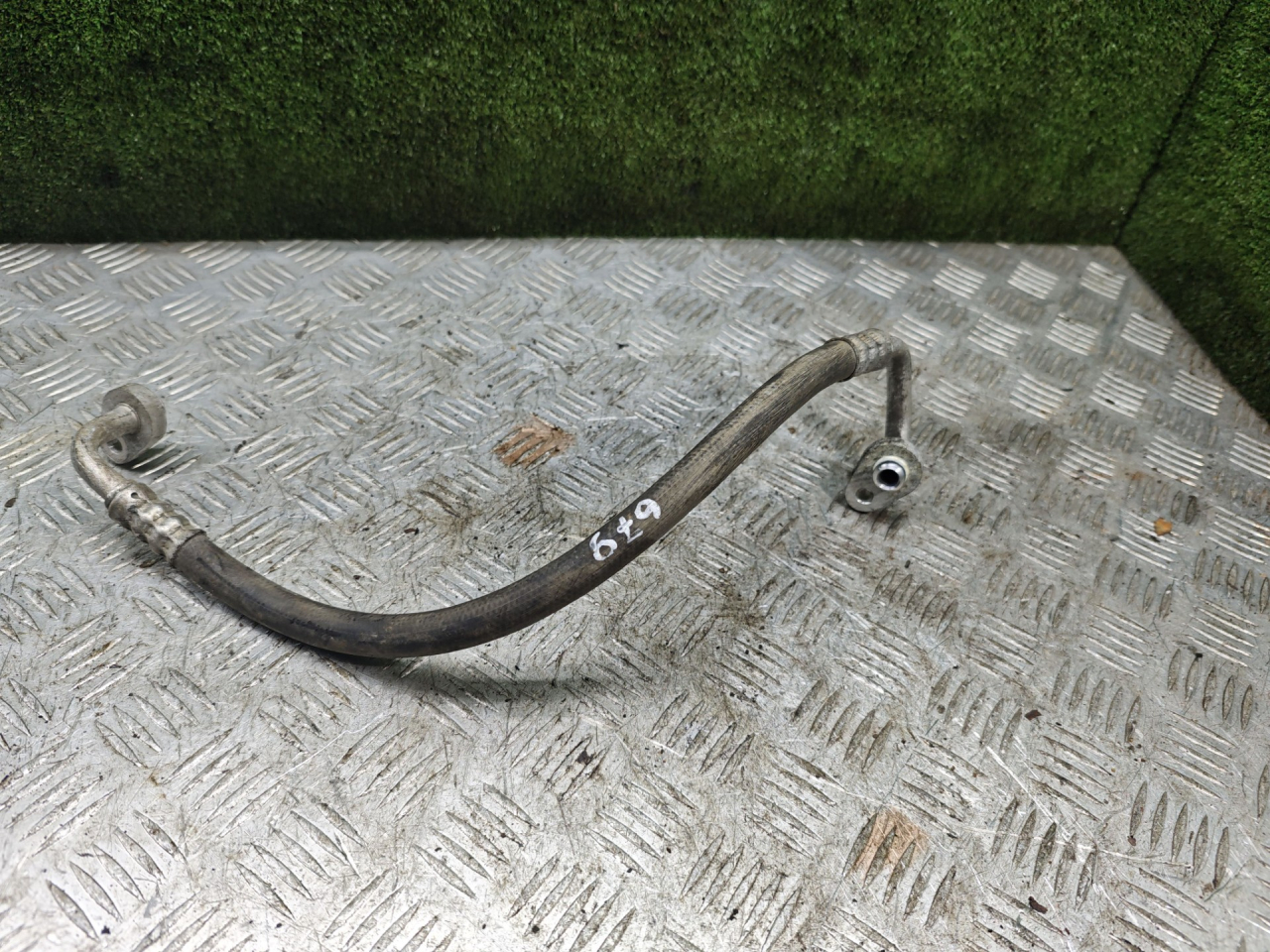 трубка кондиционера Chrysler Voyager 3 поколение 1997, 2.4 л., бензин, АКПП, минивэн - фото №1