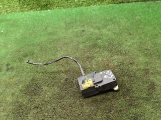 моторчик заслонки печки Kia Carnival 1 поколение [рестайлинг] 2002, 2.9 л., CRDi, дизель, МКПП, минивэн