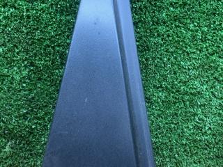 накладка двери (крышки) багажника Renault Duster 1 поколение [рестайлинг] 2017, 2.0 л., бензин, МКПП, внедорожник 5 дв., полный привод, 822347891R