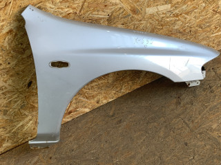 крыло переднее правое Mazda 323 5 поколение 1998, 1.5 л., бензин, МКПП, хетчбэк 3 дв.