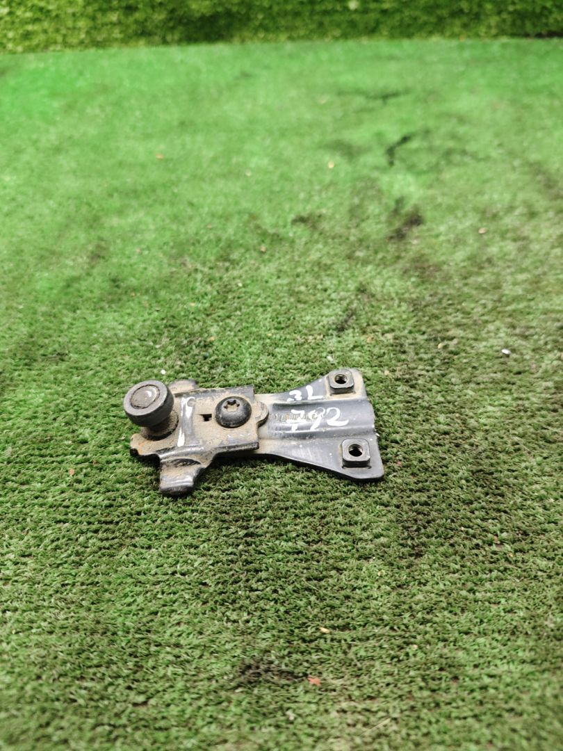 ролик двери сдвижной Chrysler Voyager 4 поколение 2002, 2.4 л., бензин, МКПП, минивэн - фото №1