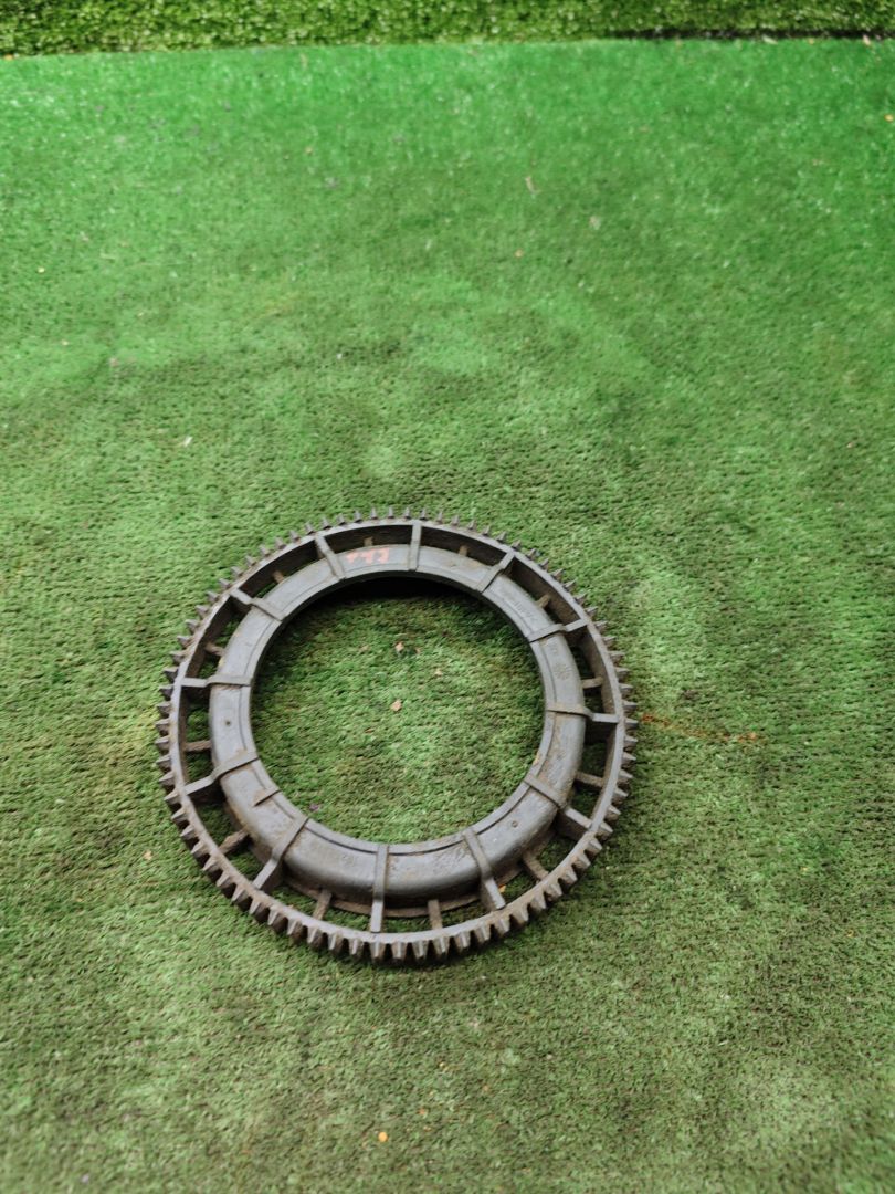 гайка топливного насоса Opel Sintra 1 поколение 1998, 2.2 л., Y 22 DTH, дизель, МКПП, минивэн - фото №1