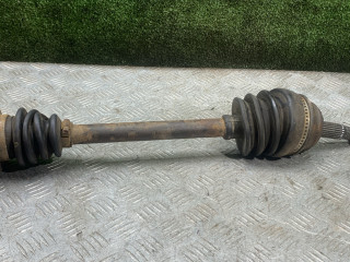 полуось передняя левая (приводной вал, ШРУС) Volkswagen Golf 2 поколение 1989, 1.3 л., бензин, МКПП, хетчбэк 3 дв.
