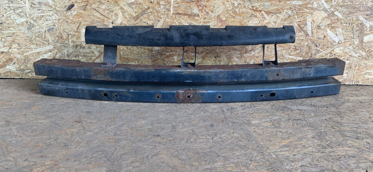 усилитель бампера переднего Opel Sintra 1 поколение 1998, 2.2 л., X 22 XE, бензин, МКПП, минивэн - фото №1