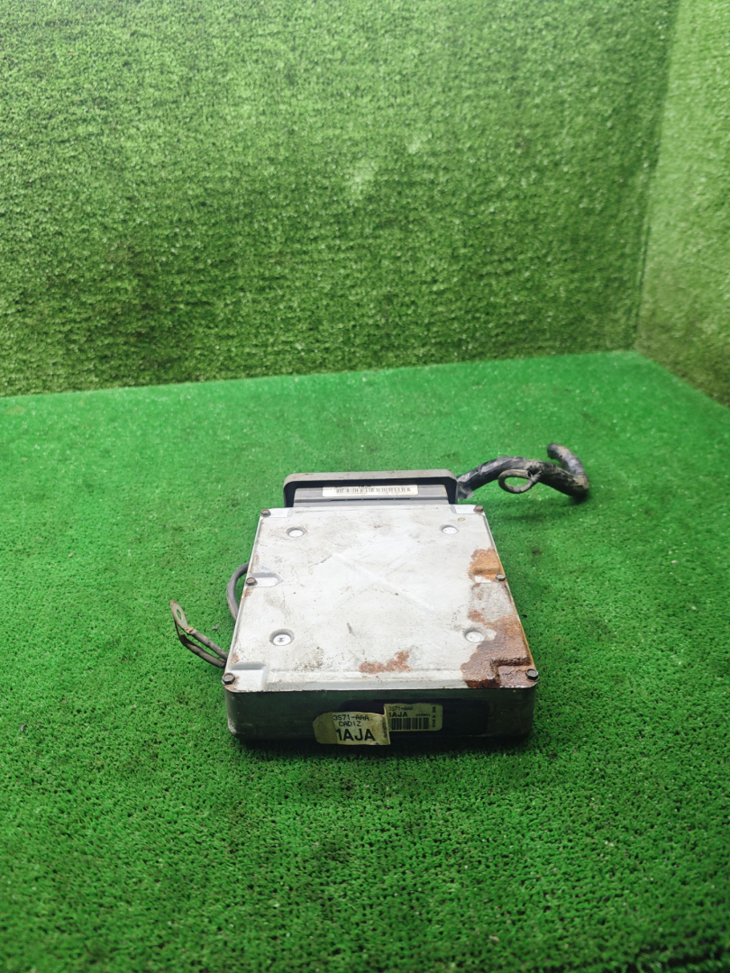 блок управления двигателем Ford Mondeo 3 поколение 2002, 2.0 л., дизель, АКПП, хетчбэк 5 дв., 3S7112A650AAA, 1AJA - фото №1