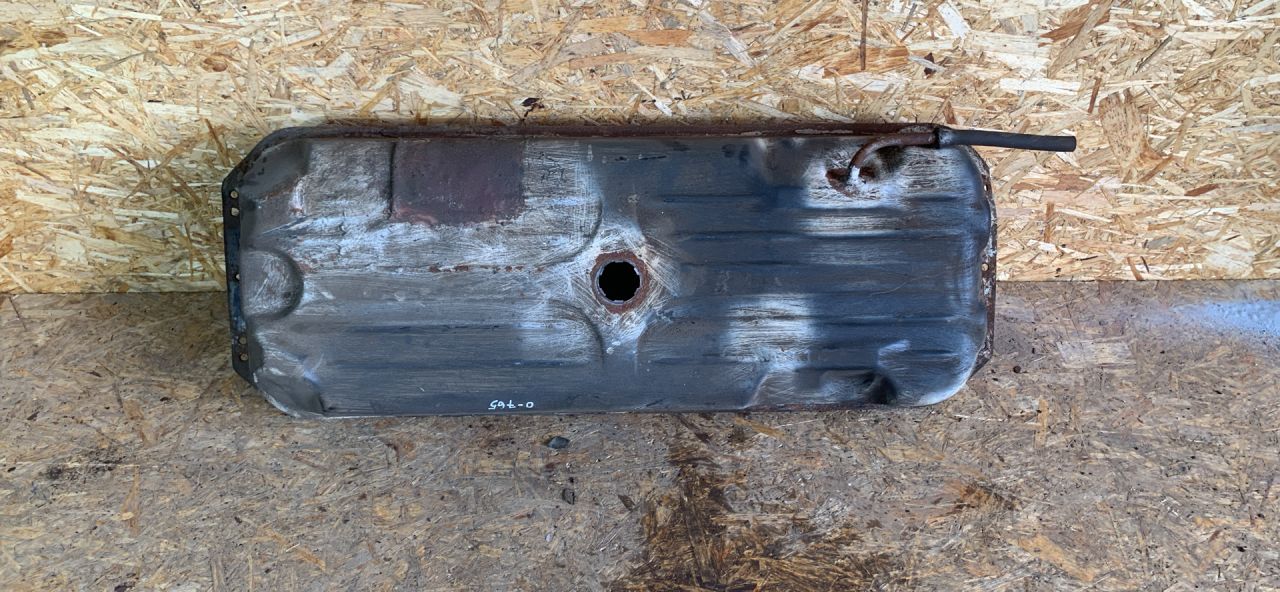 бак топливный Mercedes-Benz T1 207-210D W601 1990, 2.3 л., дизель, МКПП, микроавтобус - фото №1