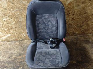 сиденье переднее Toyota Avensis 1 поколение (T220) 1998, 2.0 л., дизель, МКПП, седан