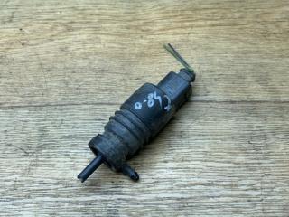 насос (моторчик) омывателя стекла Volkswagen Passat B5 [рестайлинг] 2001, 1.8 л., бензин, МКПП, седан