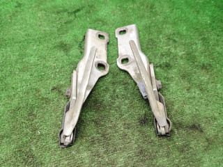 петля капота Opel Omega B 1999, 2.0 л., X 20 XEV, бензин, АКПП, седан