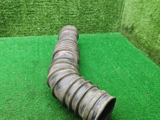 патрубок воздушного фильтра Nissan Serena С23 [рестайлинг] 1995, 2.3 л., дизель, МКПП, минивэн